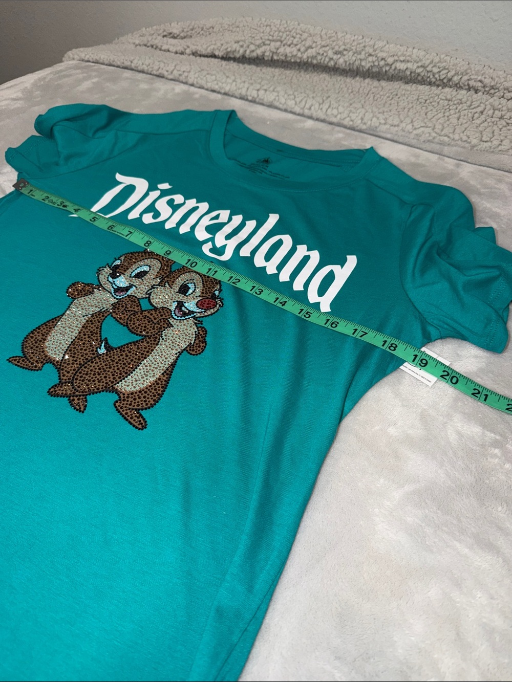 Disneyland Chip & Dale Tee - Picture 6 of 7